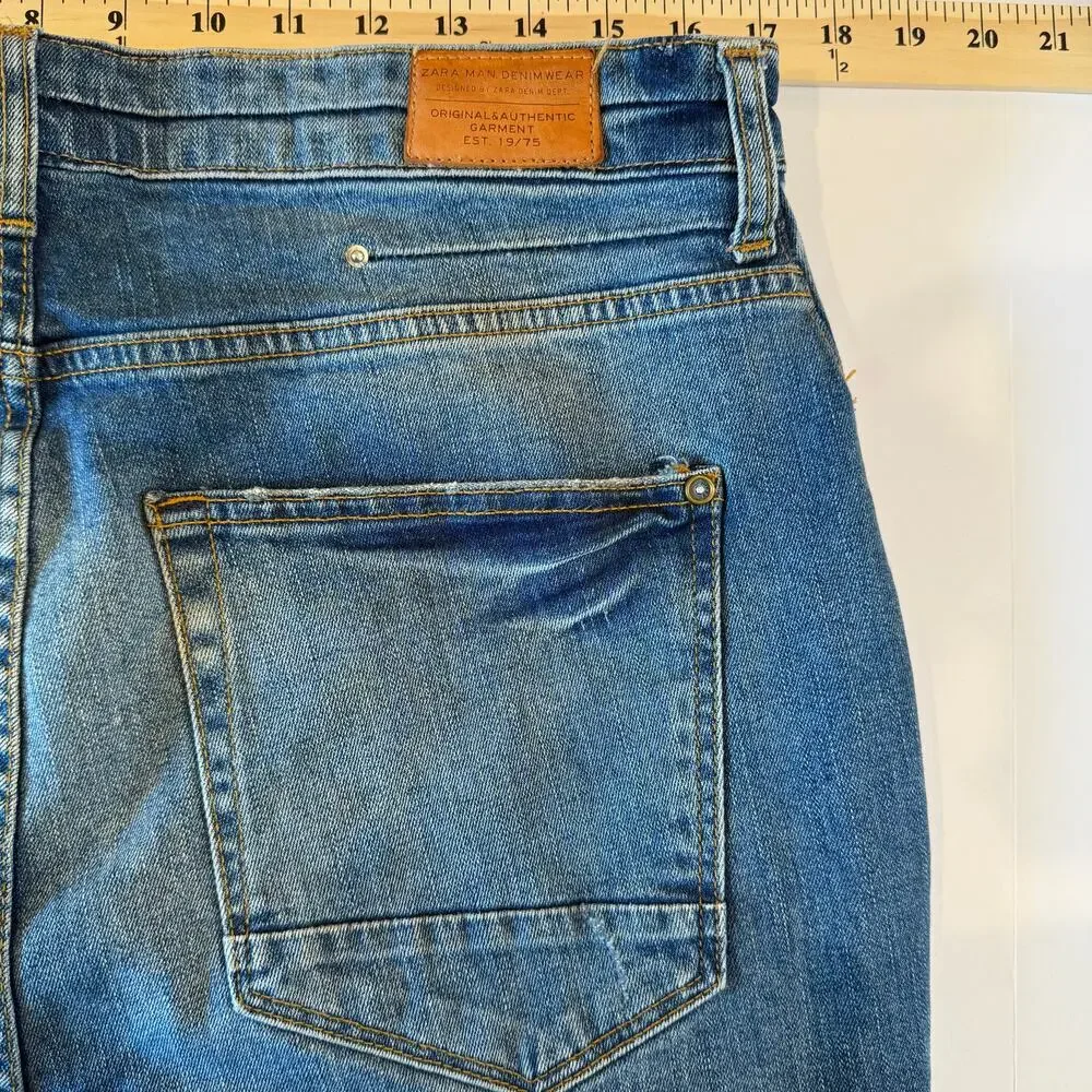 Zara Man Distressed Jeans Men’s 28 | Y2K Grunge Straight Fit Raw Hem Denim